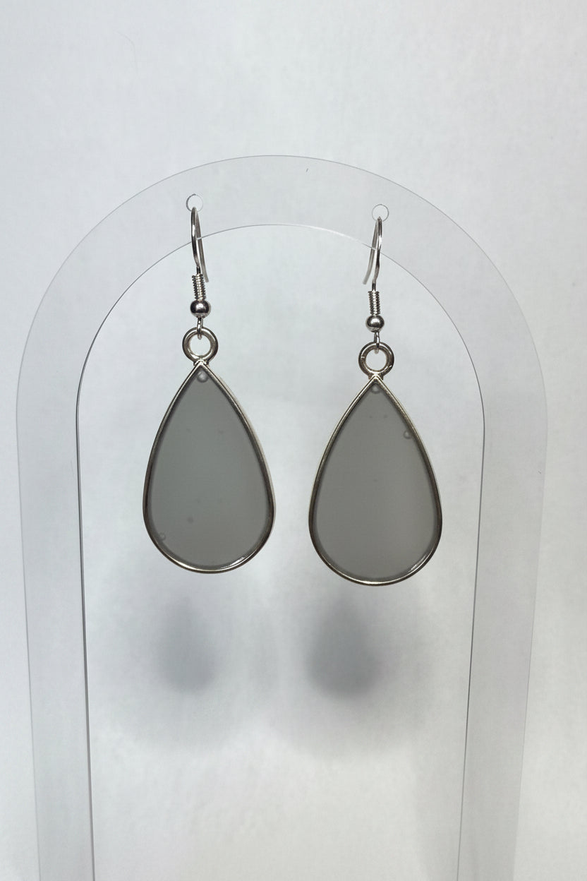Modern Mist Teardrops